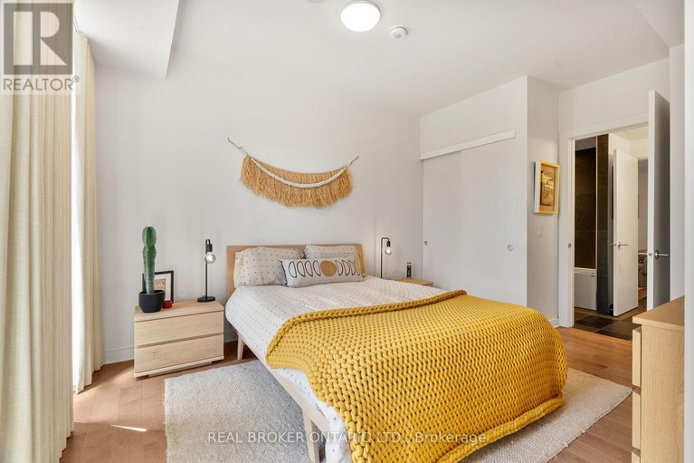 28664198/307-135-barrette-street/vanier/ottawa/ontario/K1L7Z9_26