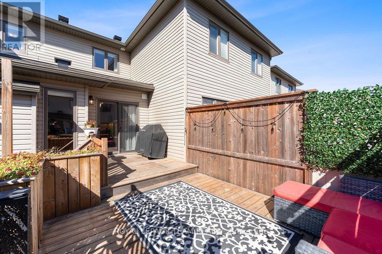 28963123/321-proud-walk/stittsville-south/ottawa/ontario/K2S2L6_43