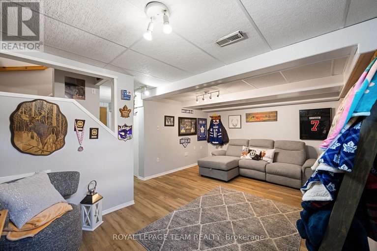 29087494/19-armadale-crescent/cedargrovefraserdale/ottawa/ontario/K2J4A4_23