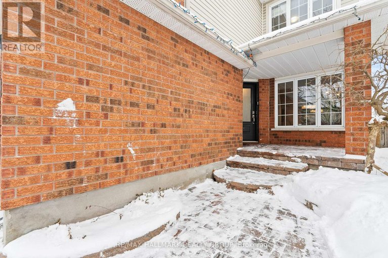 29244730/9-new-deighton-crescent/barrhaven-east/ottawa/ontario/K2G6H7_4