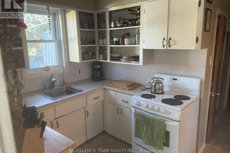 29067232/7-mechanic-street-e/maxville/north-glengarry/ontario/K0C1T0_11