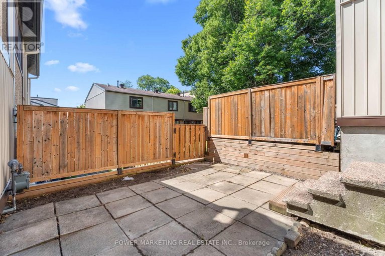 28515653/1280-bethamy-lane/beacon-hill-south/ottawa/ontario/K1J8P3_18