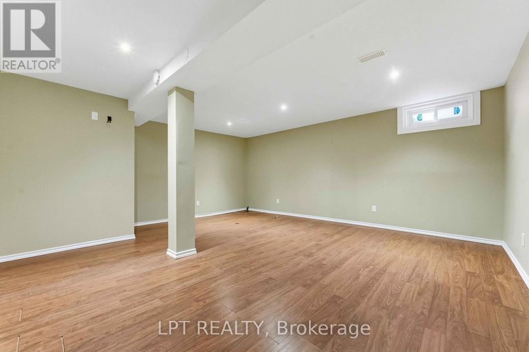 29167197/51-122-clarkson-crescent/katimavik/ottawa/ontario/K2L3E2_18