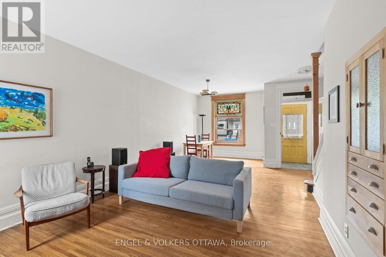 28384627/95-goulburn-avenue/sandy-hill/ottawa/ontario/K1N8C9_7