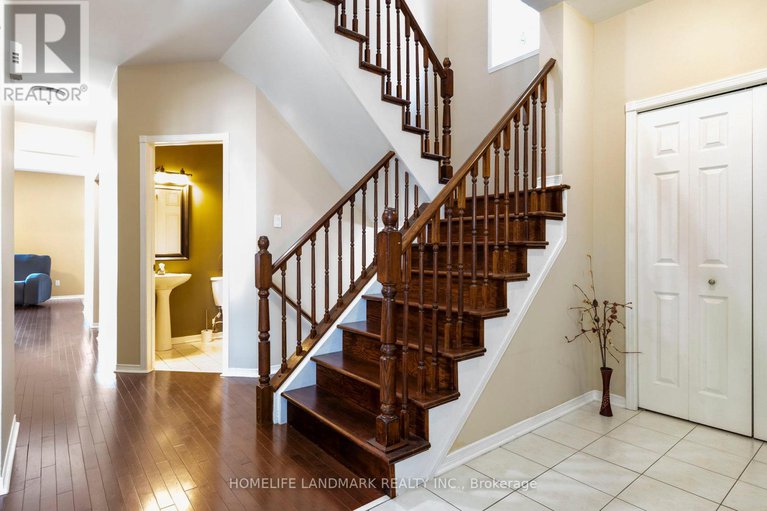 28322387/1856-sunland-drive/fallingbrookgardenway-south/ottawa/ontario/K4A3S8_5