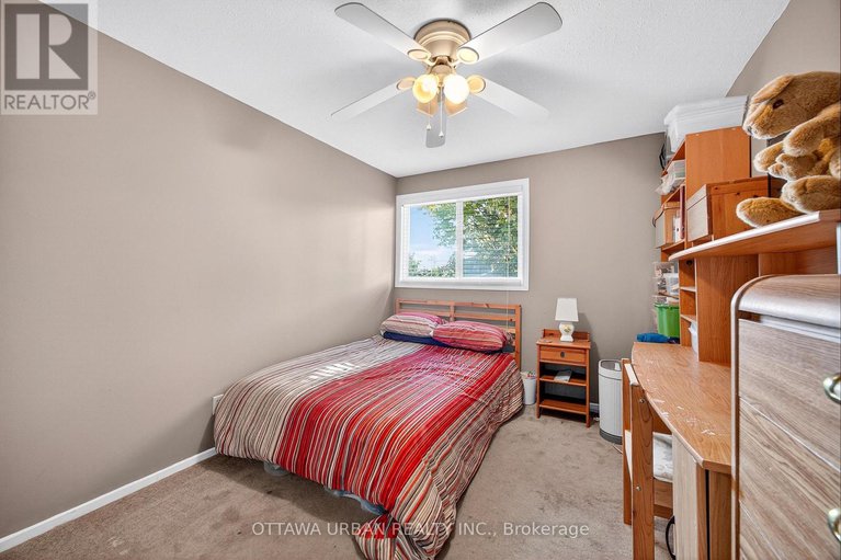 29002316/7986-decarie-drive/orleans-wood/ottawa/ontario/K1C2C4_31