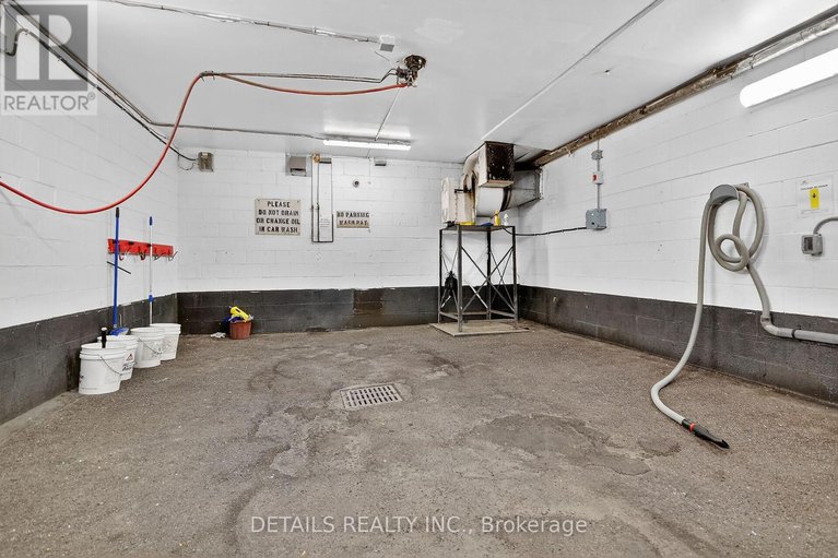 29092308/202-3100-carling-avenue/bayshore/ottawa/ontario/K2B6J6_21