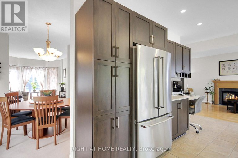 28495387/13-sirocco-crescent/stittsville-north/ottawa/ontario/K2S1Z7_12