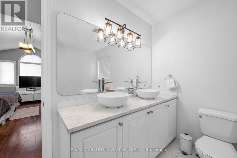 29490030/4362-rainforest-drive/riverside-southgloucester-glen/ottawa/ontario/K1V1L4_14