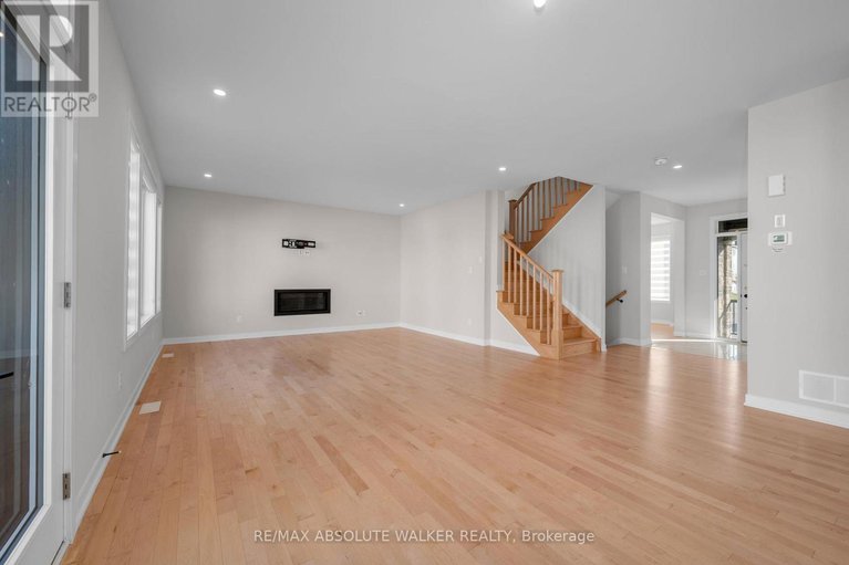 28485641/440-appalachian-circle/half-moon-bay/ottawa/ontario/K2J6X4_9