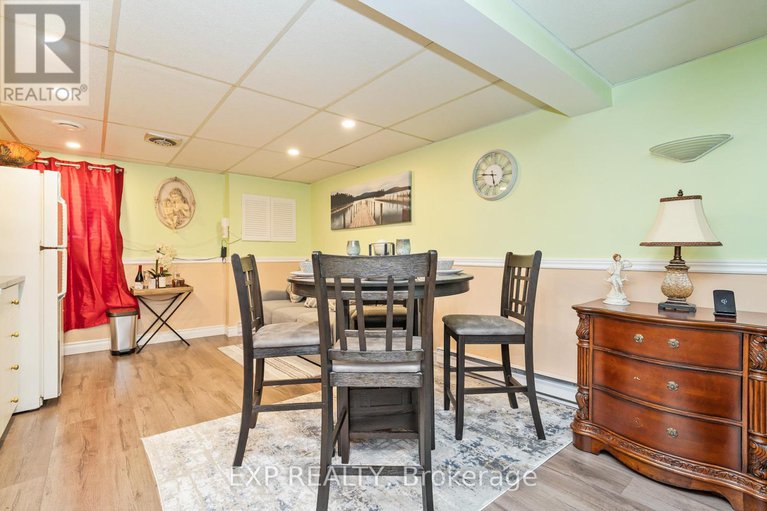 28303908/322-galloway-drive/bilberry-creekqueenswood-heights/ottawa/ontario/K1E1W3_24