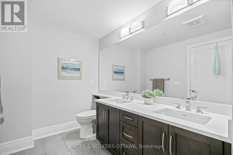 29077253/1002-108-lisgar-street/ottawa-centregolden-triangle/ottawa/ontario/K2P1E1_21