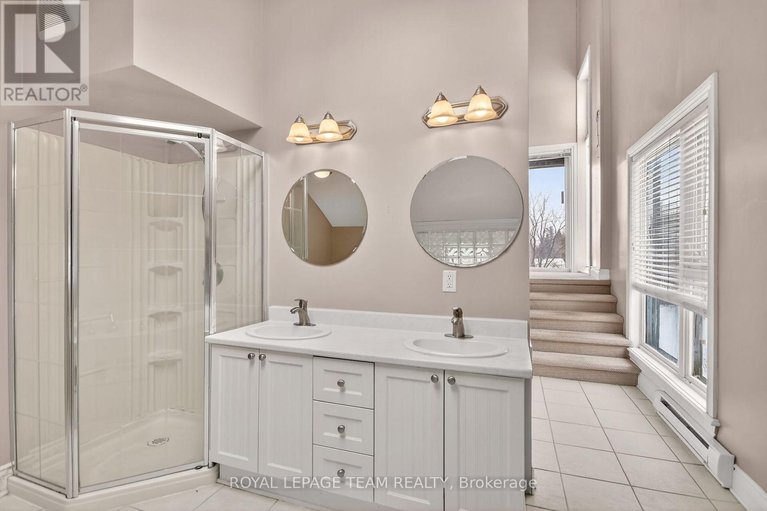 29422751/5965-rideau-valley-drive-n/manotick-south-to-roger-stevens/ottawa/ontario/K4M1B3_19