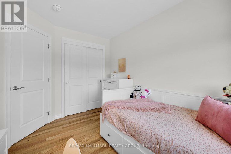 28811432/617-fisher-street/north-grenville-twp-kemptville-south/north-grenville/ontario/K0G1J0_36