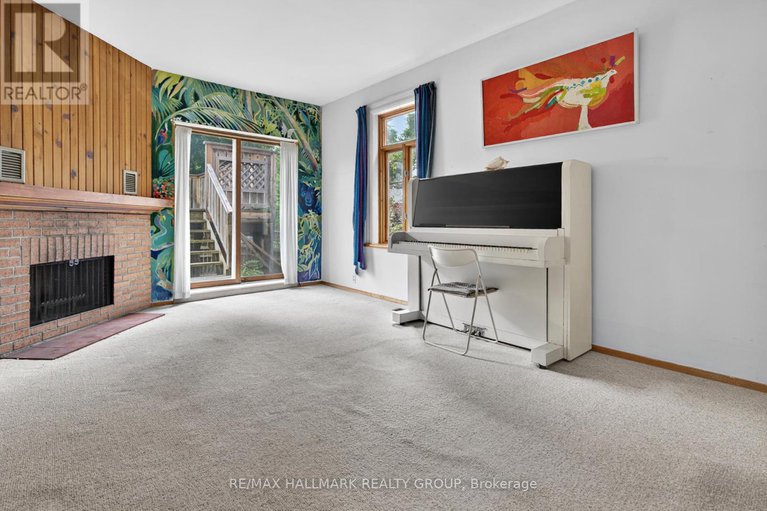 28573954/343-somerset-street-e/sandy-hill/ottawa/ontario/K1N6W6_8