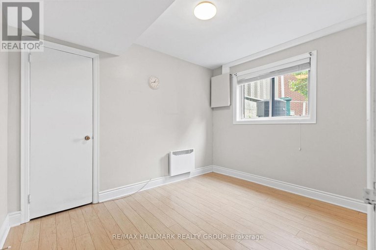 28791936/1215-1217-willowdale-avenue/alta-vista/ottawa/ontario/K1H7S5_30