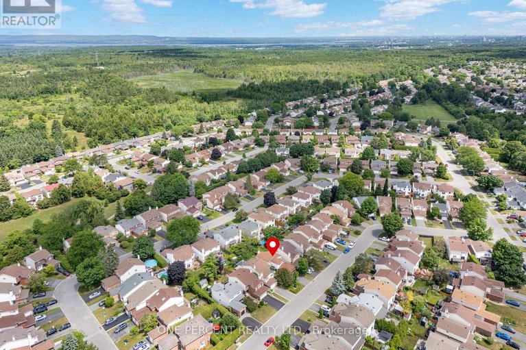 28639527/28-chickasaw-crescent/bridlewood/ottawa/ontario/K2M1M4_39