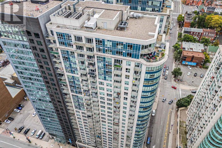 28885811/2509-242-rideau-street/sandy-hill/ottawa/ontario/K1N0B7_37