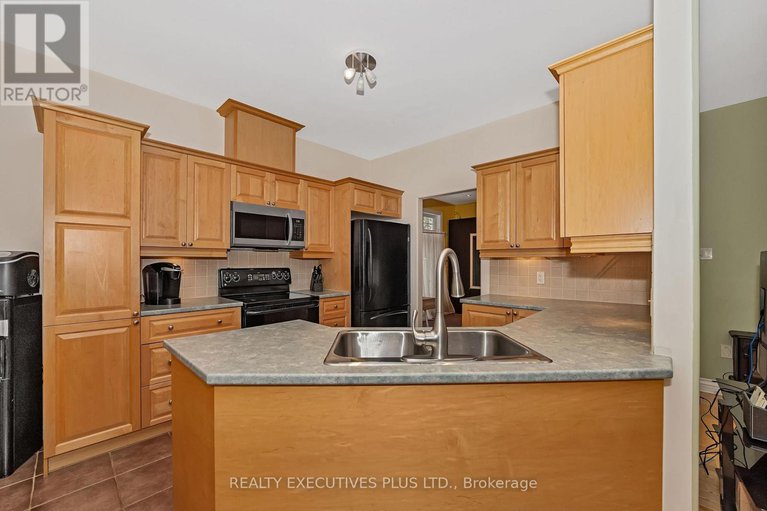 29015606/2660-dubois-street/clarencerockland-twp/clarence-rockland/ontario/K4K1K7_8