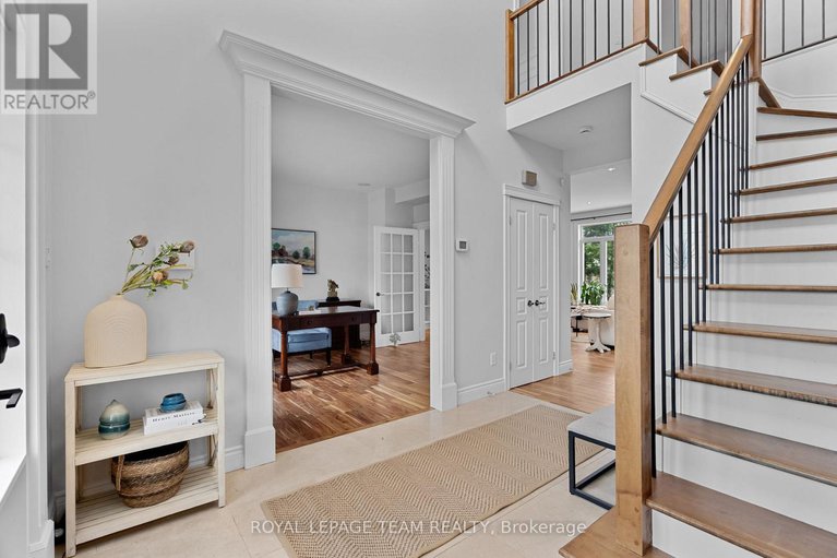 28316771/2377-pine-avenue/manotick-east-to-manotick-station/ottawa/ontario/K4M1B4_8