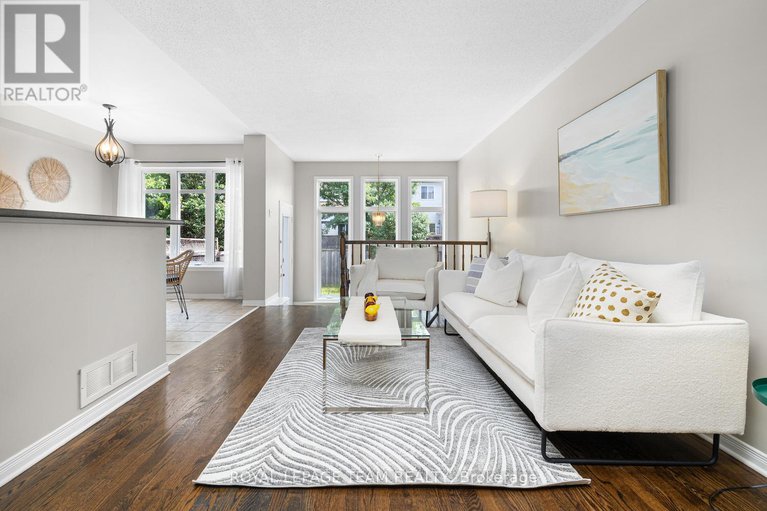 28616920/207-portrush-avenue/longfields/ottawa/ontario/K2J5J6_13