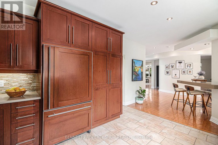 28832274/1934-lenester-avenue/mckellar-heightsglabar-park/ottawa/ontario/K2A1J9_10