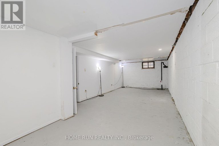 28377088/92-meadowlands-drive/meadowlandscrestview/ottawa/ontario/K2G2R8_36