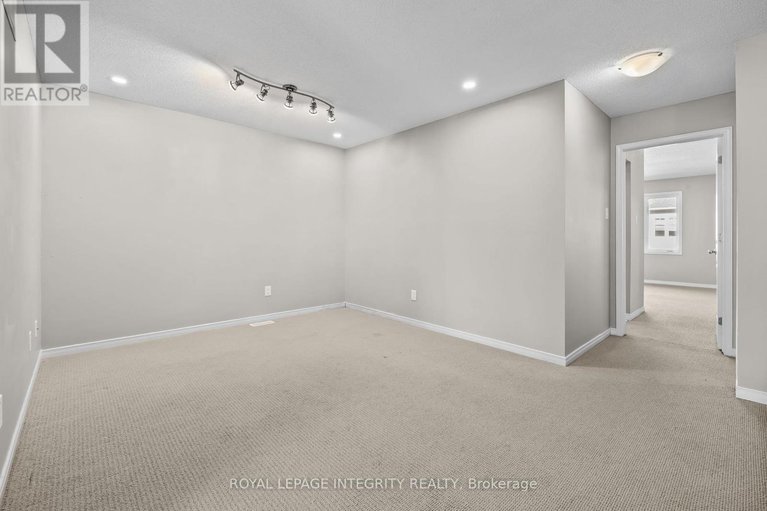 28962538/14-hackney-private/emerald-meadowstrailwest/ottawa/ontario/K2V0K8_9