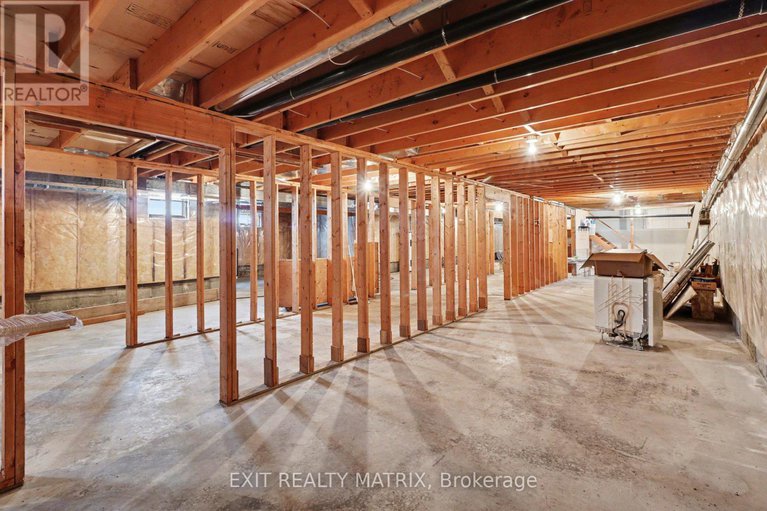 29360296/8329-rodney-farm-drive/osgoode-twp-north-of-reg-rd-6/ottawa/ontario/K0A2P0_38