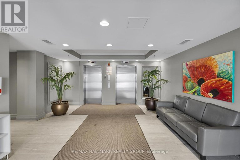 29510438/203-260-besserer-street/sandy-hill/ottawa/ontario/K1N1J3_4