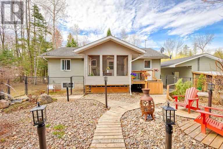 29678404/1576-garden-of-eden-road/horton-twp/horton/ontario/K7V3Z8_32