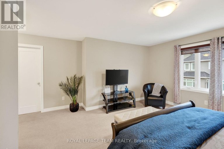 29591356/216-helen-rapp-way/blossom-parkkemp-parkfindlay-creek/ottawa/ontario/K1T0P6_24