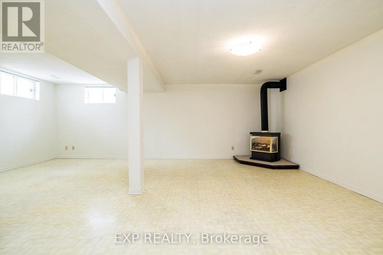 29577818/602-church-street/village-of-russell/russell/ontario/K4R1C4_32