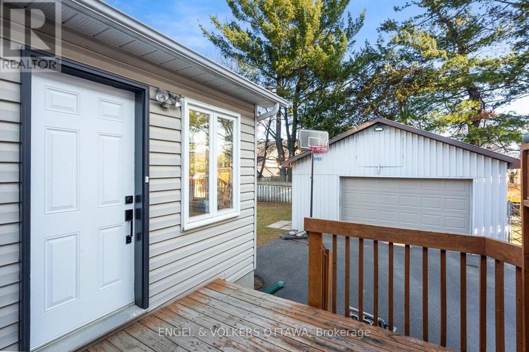 29651793/1252-anoka-street/ridgemont/ottawa/ontario/K1V6C6_33