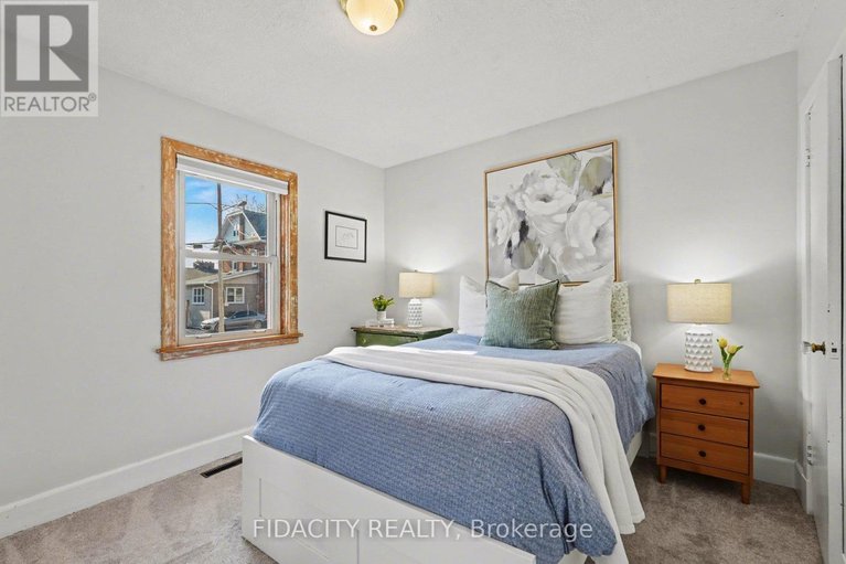 29456146/11-caldwell-street/carleton-place/carleton-place/ontario/K7C3A7_13