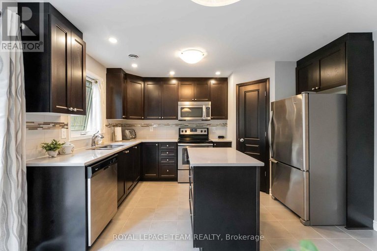 28829155/422-leboutillier-avenue/carson-meadows/ottawa/ontario/K1K2V7_19