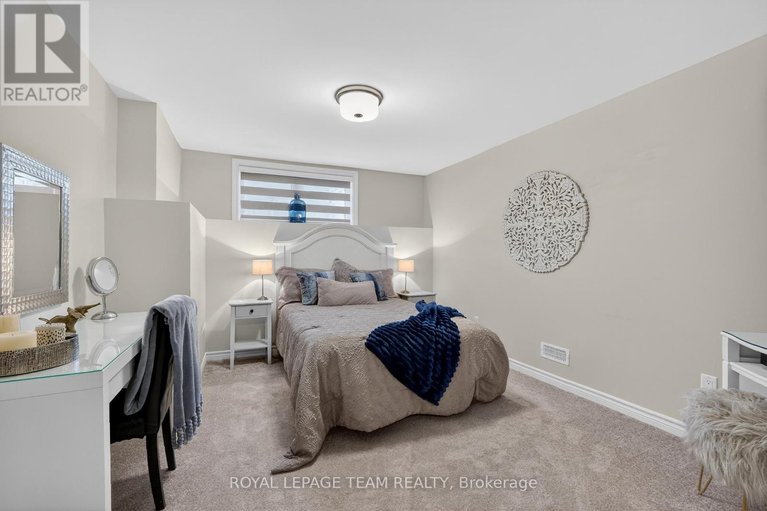 29480858/98-kayenta-street/remainder-of-stittsville-area/ottawa/ontario/K2S2K9_43