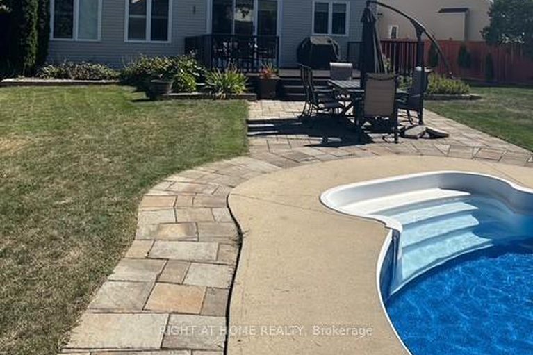 29116531/523-landswood-way/stittsville-south/ottawa/ontario/K2S0A6_45