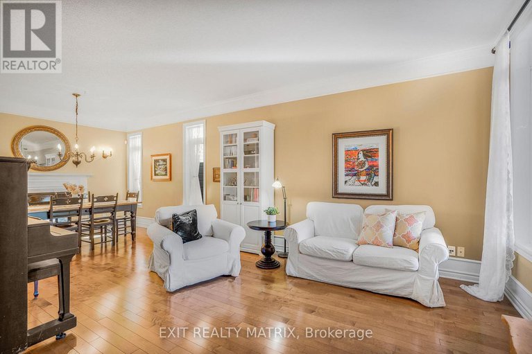 28998759/928-scala-avenue/notting-hillsummerside/ottawa/ontario/K4A5E1_5
