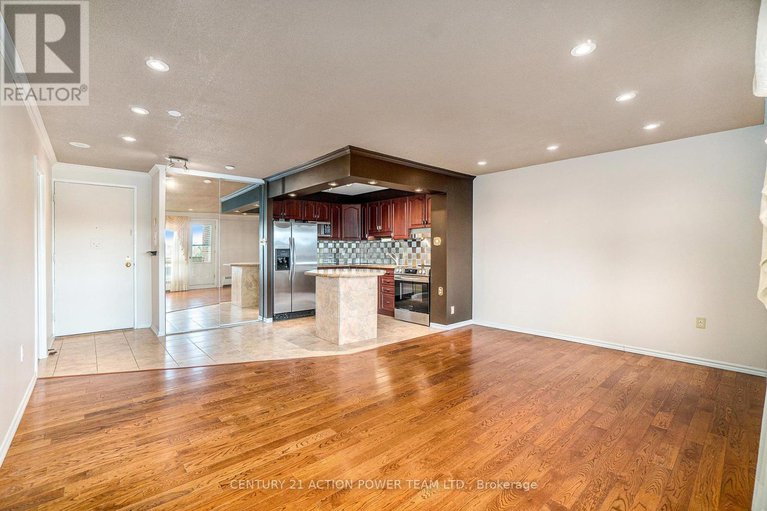 28475189/707-915-elmsmere-road/beacon-hill-south/ottawa/ontario/K1J8H8_7