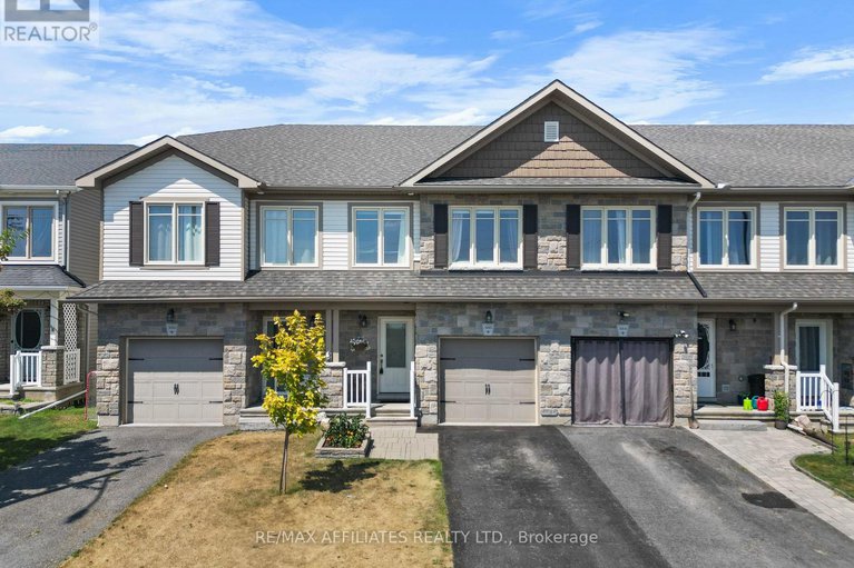28733724/386-ann-street/almonte/mississippi-mills/ontario/K0A1A0_1
