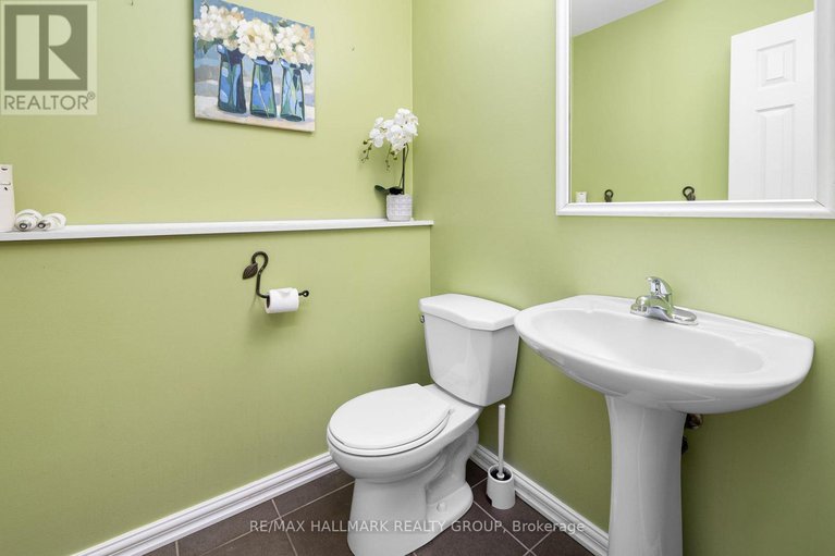 29358699/60-ipswich-terrace/morgans-grantsouth-march/ottawa/ontario/K2K2R3_16