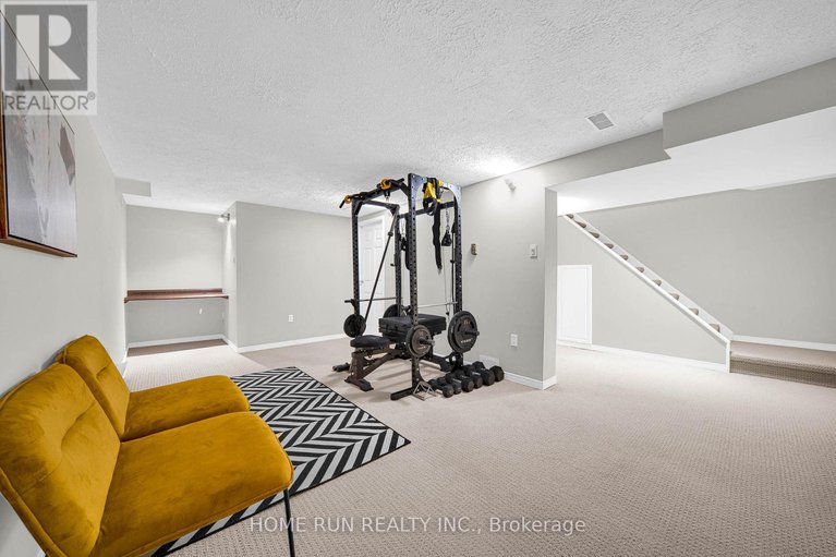 29108285/43-rothesay-drive/glencairnhazeldean/ottawa/ontario/K2L1N6_47