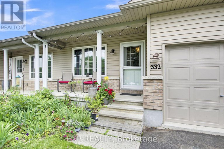 28533417/332-finner-court/almonte/mississippi-mills/ontario/K0A1A0_3