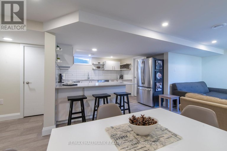 29569625/2160-lambeth-walk/parkway-park/ottawa/ontario/K2C1G1_30