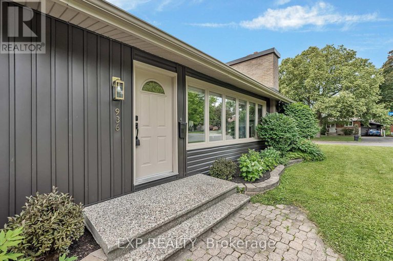 28602725/936-blythdale-road/mckellar-heightsglabar-park/ottawa/ontario/K2A3N6_4