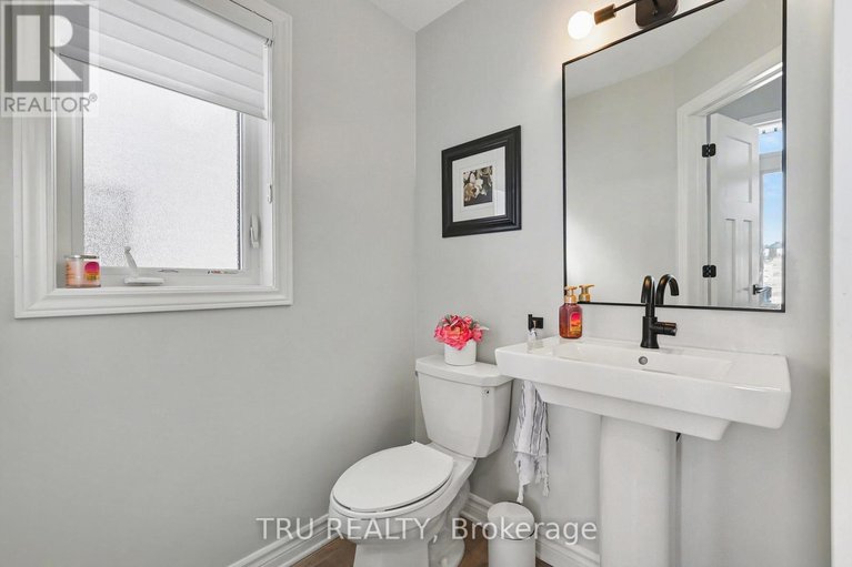 29577816/757-parade-drive/stittsville-south/ottawa/ontario/K2S0Z6_4