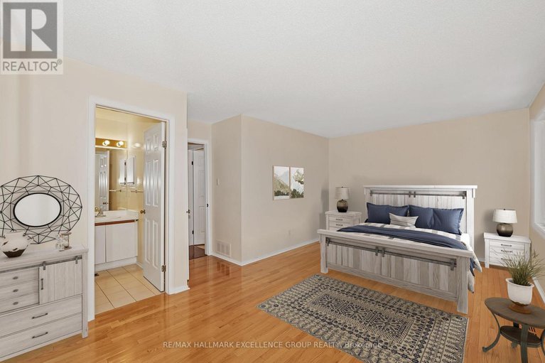 29093671/67-710-coronation-avenue/riverview-park/ottawa/ontario/K1G4G7_18