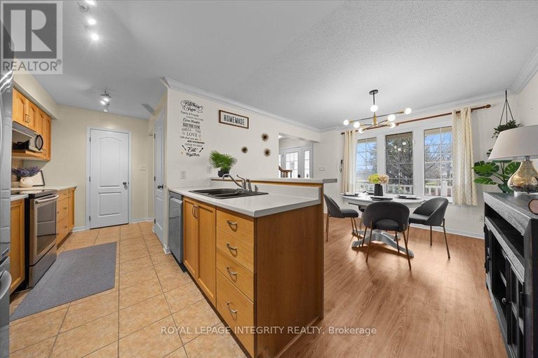 29623181/236-wabiskaw-private/stonebridge/ottawa/ontario/K2J0E5_9