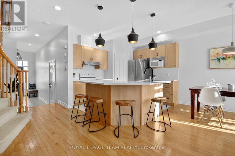 29098547/293-waymark-crescent/bridlewood/ottawa/ontario/K2M0A5_6